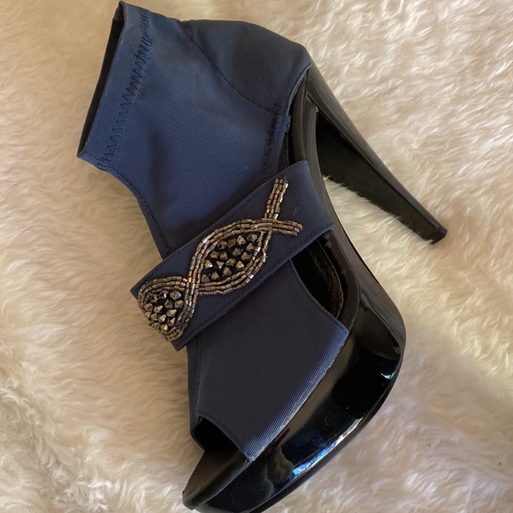 Vintage SOCK ANKLE Booties Stilettos Platform with Beaded Embellishment Size 7 - Picture 11 of 17